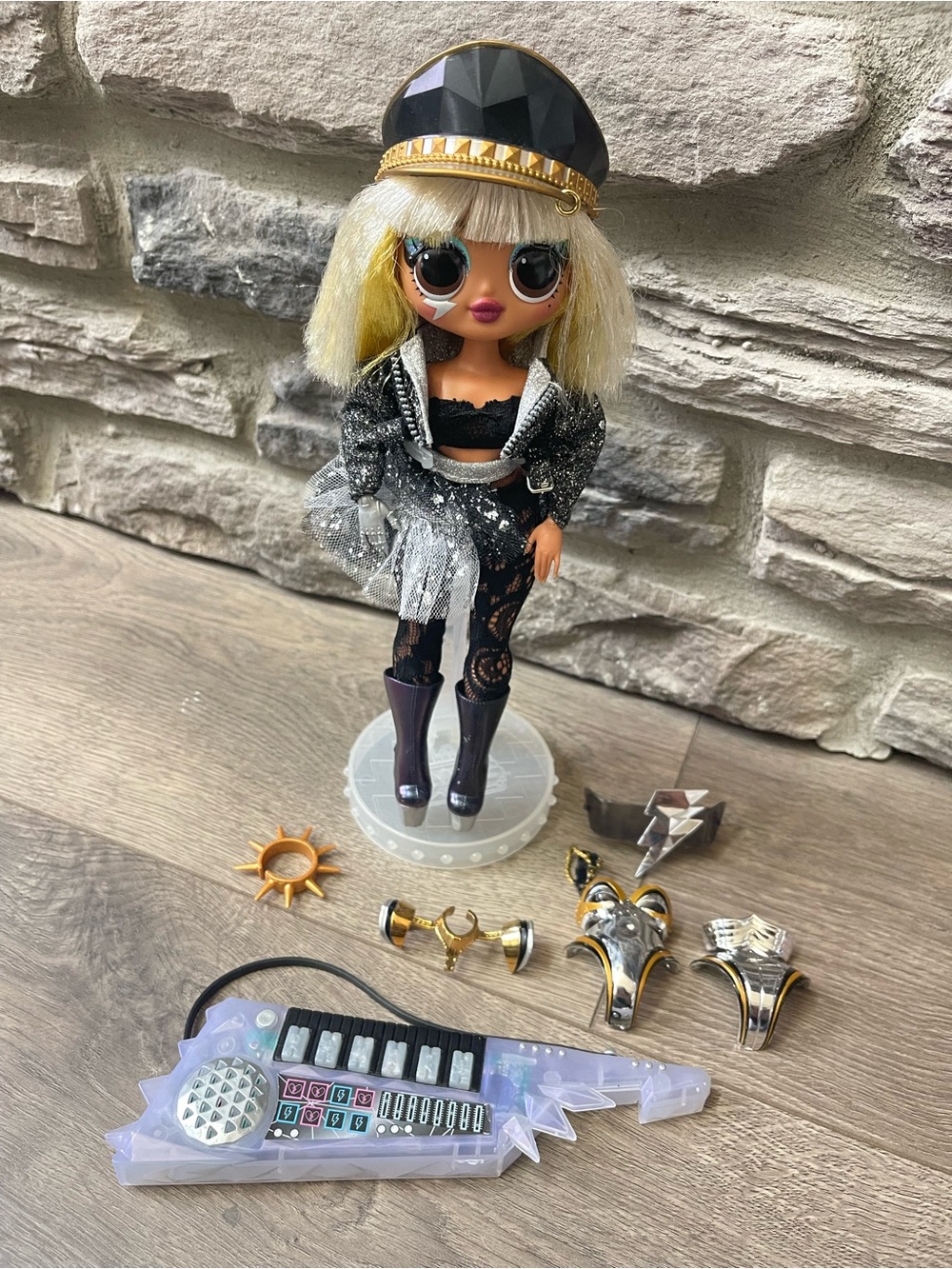 L.O.L. Surprise! OMG Rock Fame Queen